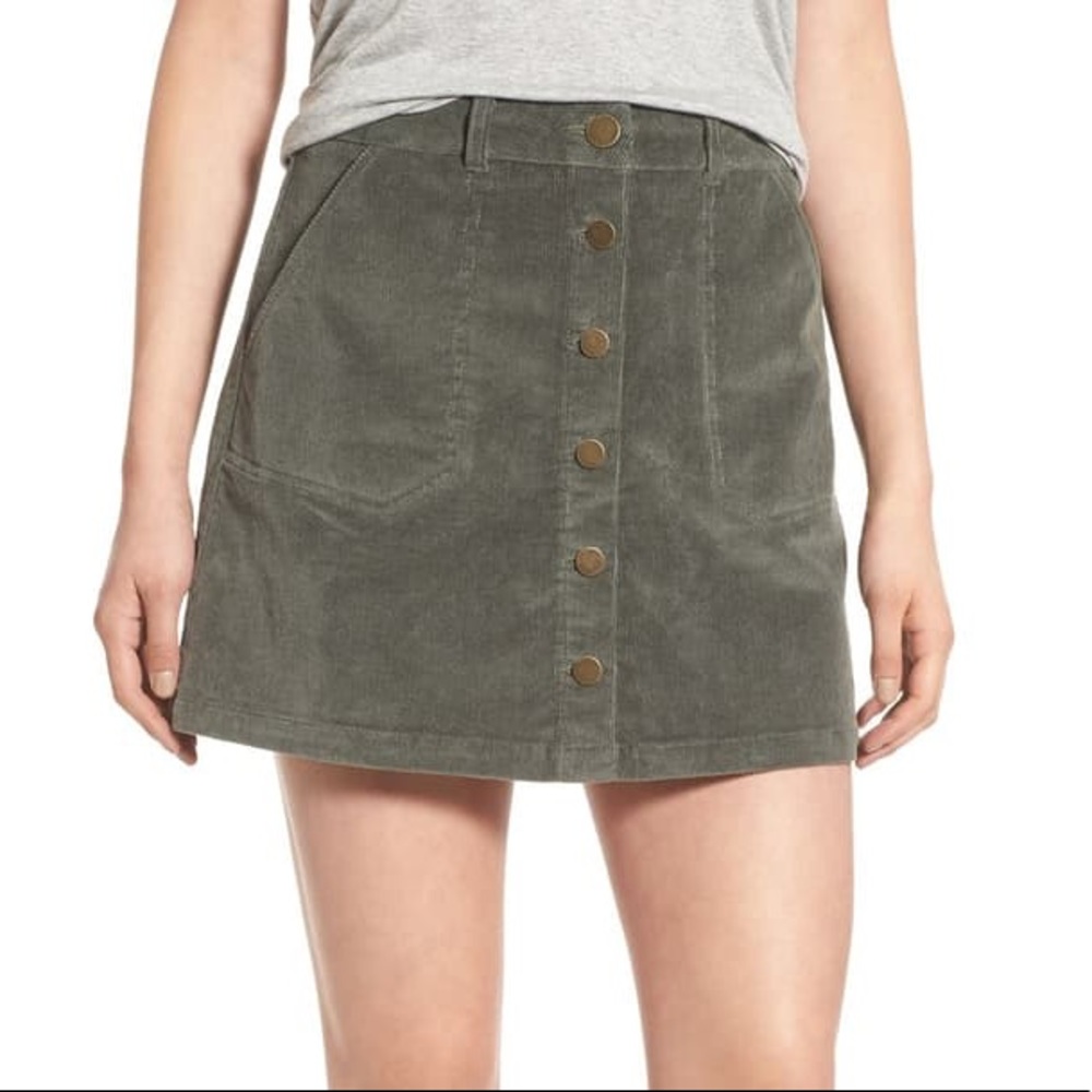 Jolt Corduroy A-Line Skirt in Green